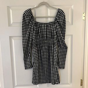 NWOT H&M Black & white plaid off shoulder dress